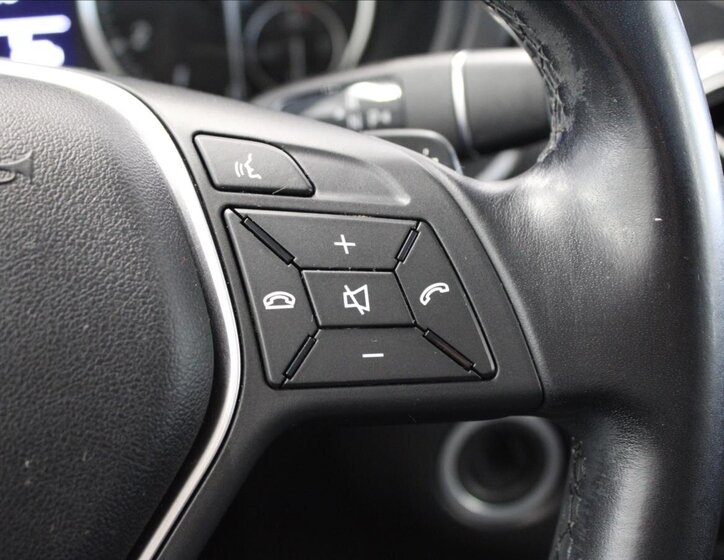 Mercedes-Benz Třídy B Kombi 1,6 l 90 kw