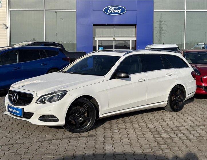 Mercedes-Benz Třídy E Kombi 2,1 l 125 kw