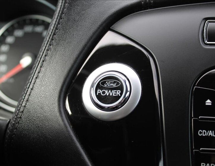Ford Mondeo Kombi 2,0 l 103 kw