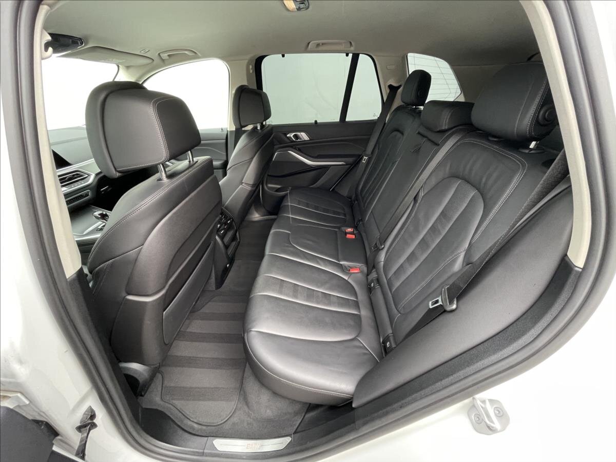 BMW X5 SUV 3,0 l 245 kw