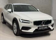 Volvo V60 Kombi 2,0 l 145 kw