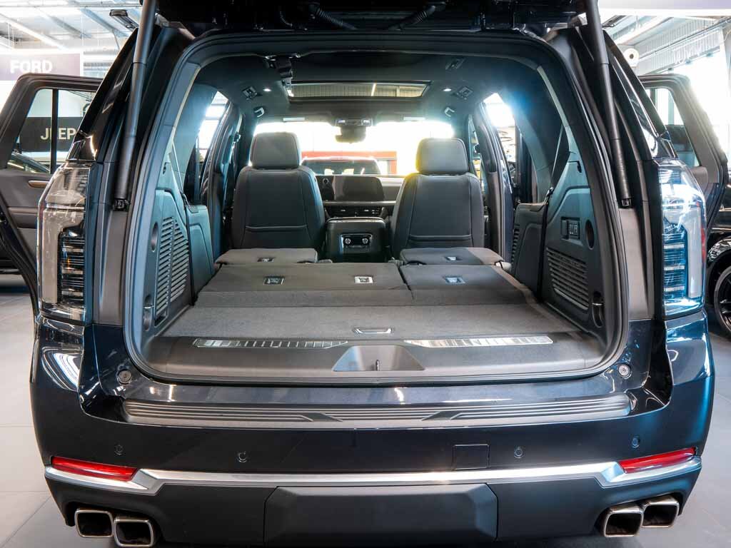 Chevrolet Tahoe SUV / Terénní 6,2 l 313 kw