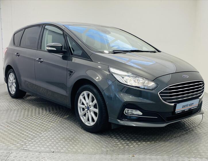 Ford S-MAX 21
