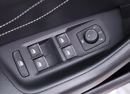 Volkswagen Passat Sedan / Limuzína 2,0 l 140 kw