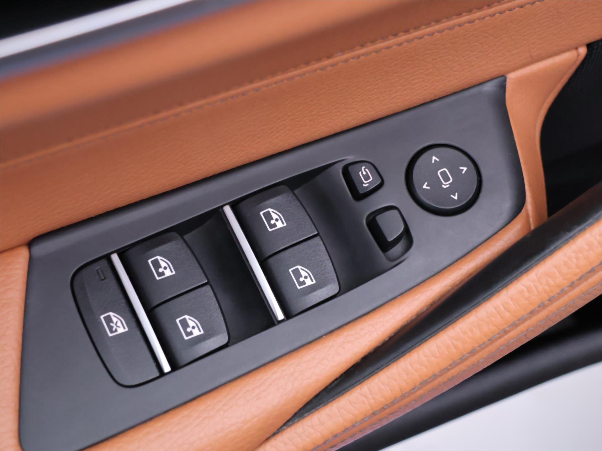 BMW Řada 5 Kombi 2,0 l 120 kw