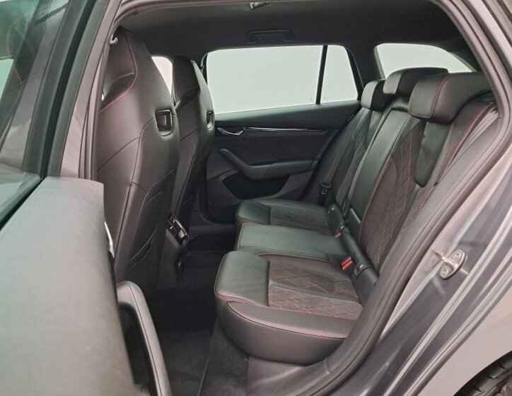 Škoda Octavia Kombi 2,0 l 180 kw