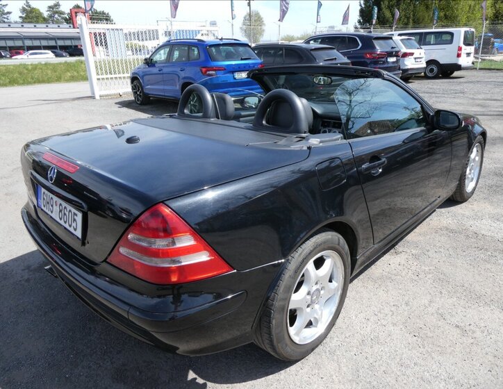 Mercedes-Benz SLK Kabriolet 2,3 l 145 kw
