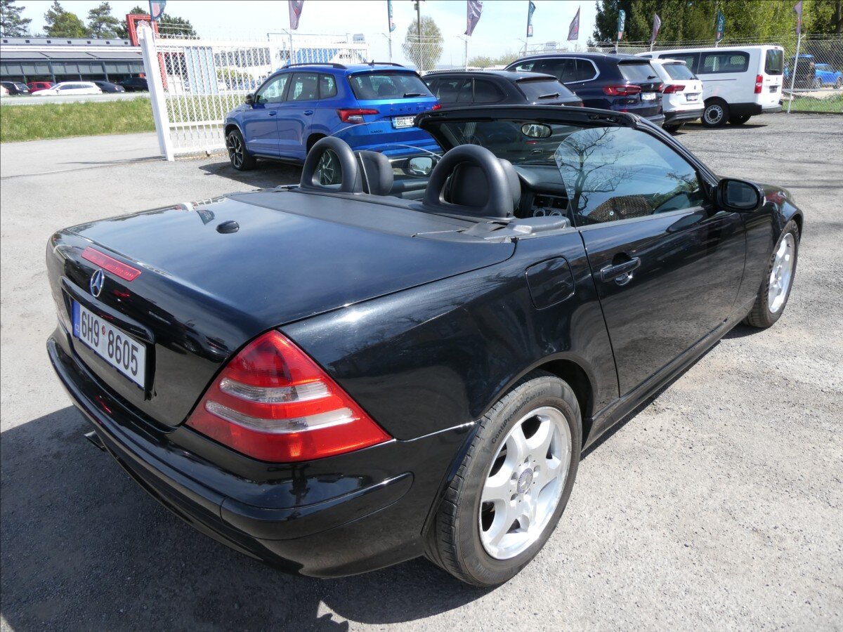 Mercedes-Benz SLK Kabriolet 2,3 l 145 kw