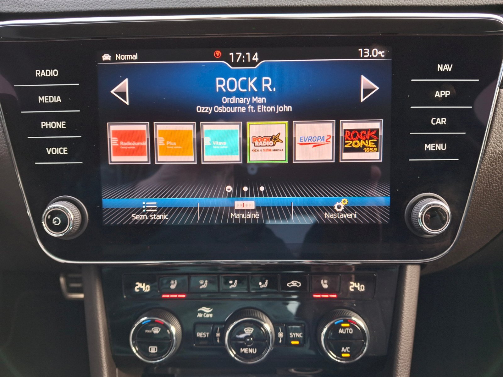 Škoda Superb Sedan / Limuzína 2,0 l 140 kw