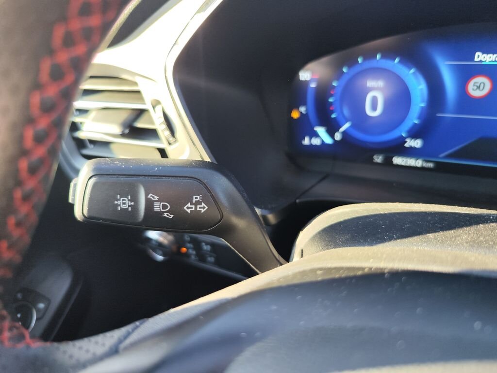 Ford Kuga SUV 1,5 l 110 kw