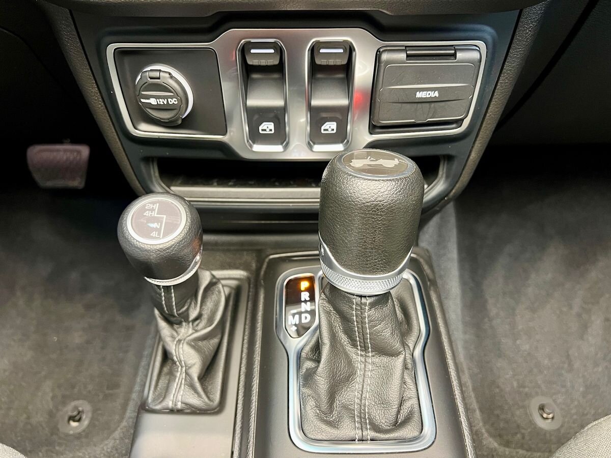 Jeep Wrangler SUV / Terénní 2,0 l 200 kw