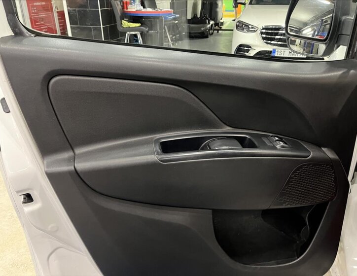 Fiat Dobló Valník 1,6 l 77 kw