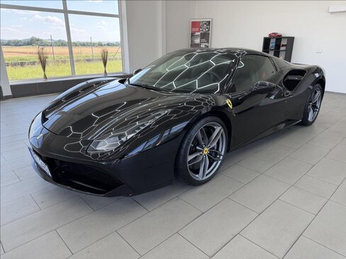 Ferrari 488 Kabriolet 3,9 l 493 kw