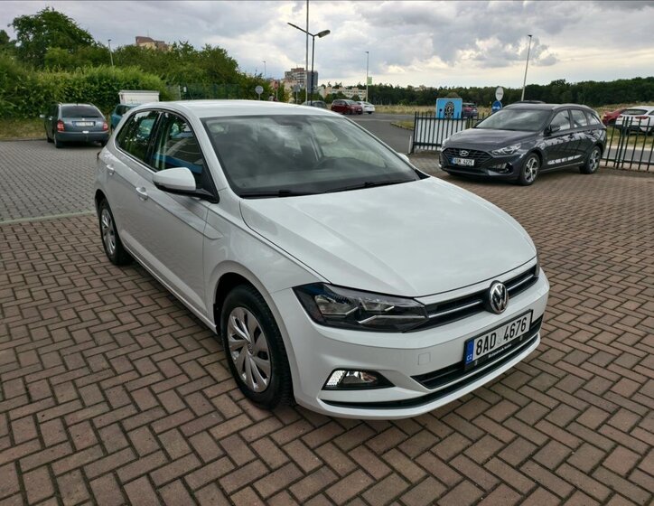 Volkswagen Polo Hatchback 999,0 70 kw
