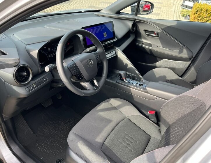 Toyota C-HR SUV / Terénní 2,0 l 112 kw