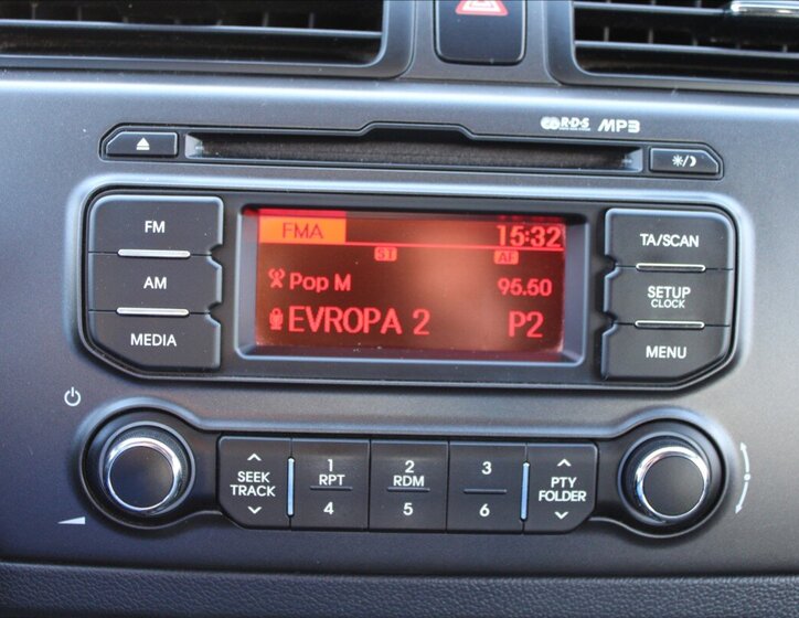 KIA Rio Hatchback 1,4 l 80 kw