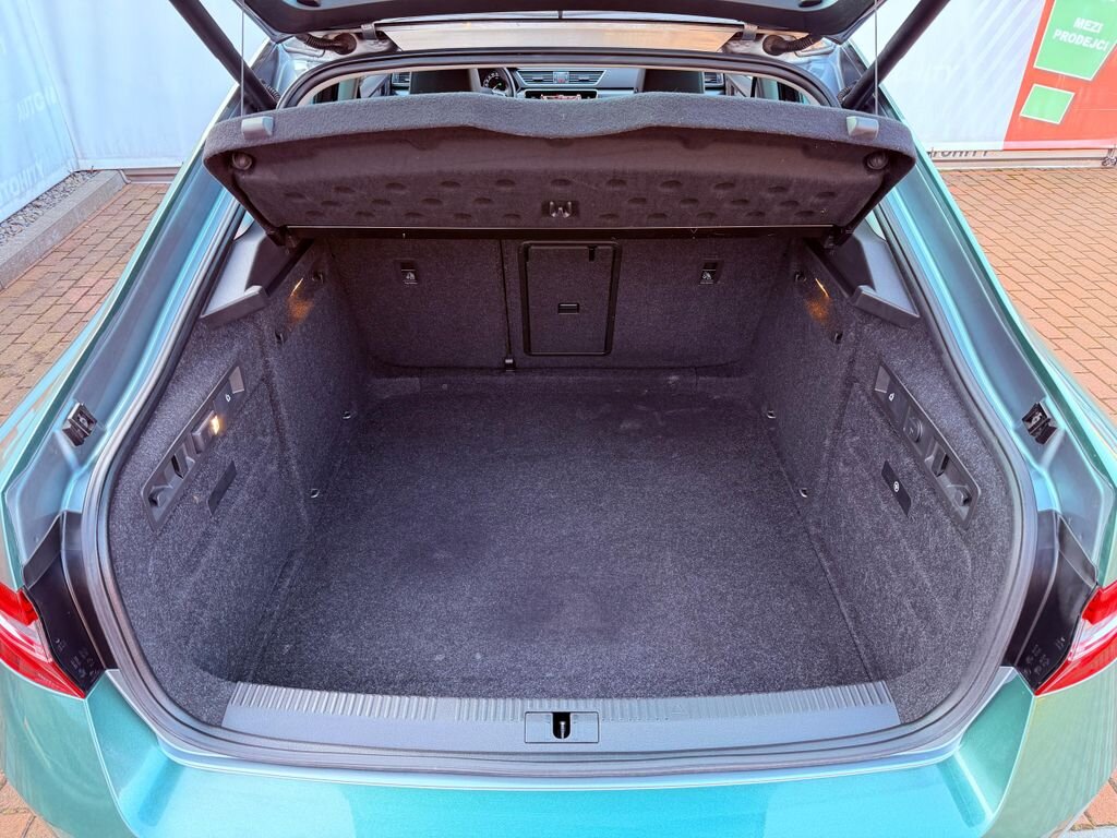 Škoda Superb Liftback 2,0 l 110 kw