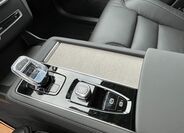 Volvo XC90 25