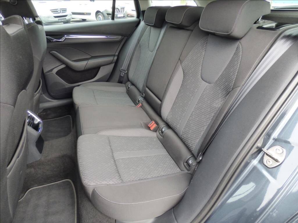 Škoda Octavia Kombi 2,0 l 85 kw