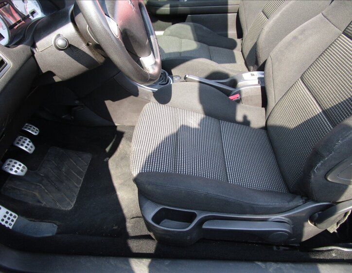 Peugeot 307 Kabriolet 2,0 l 100 kw