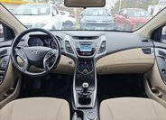 Hyundai Elantra Sedan 1,6 l 97 kw