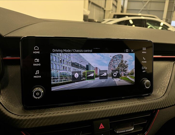 Škoda Kamiq SUV 1,5 l 110 kw