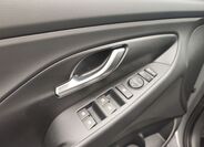 Hyundai i30 31