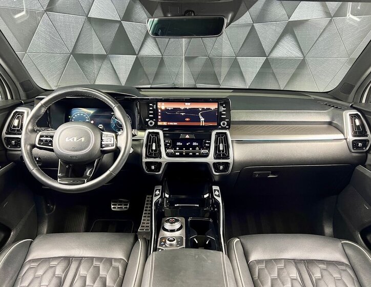 KIA Sorento SUV / Terénní 1,6 l 176 kw