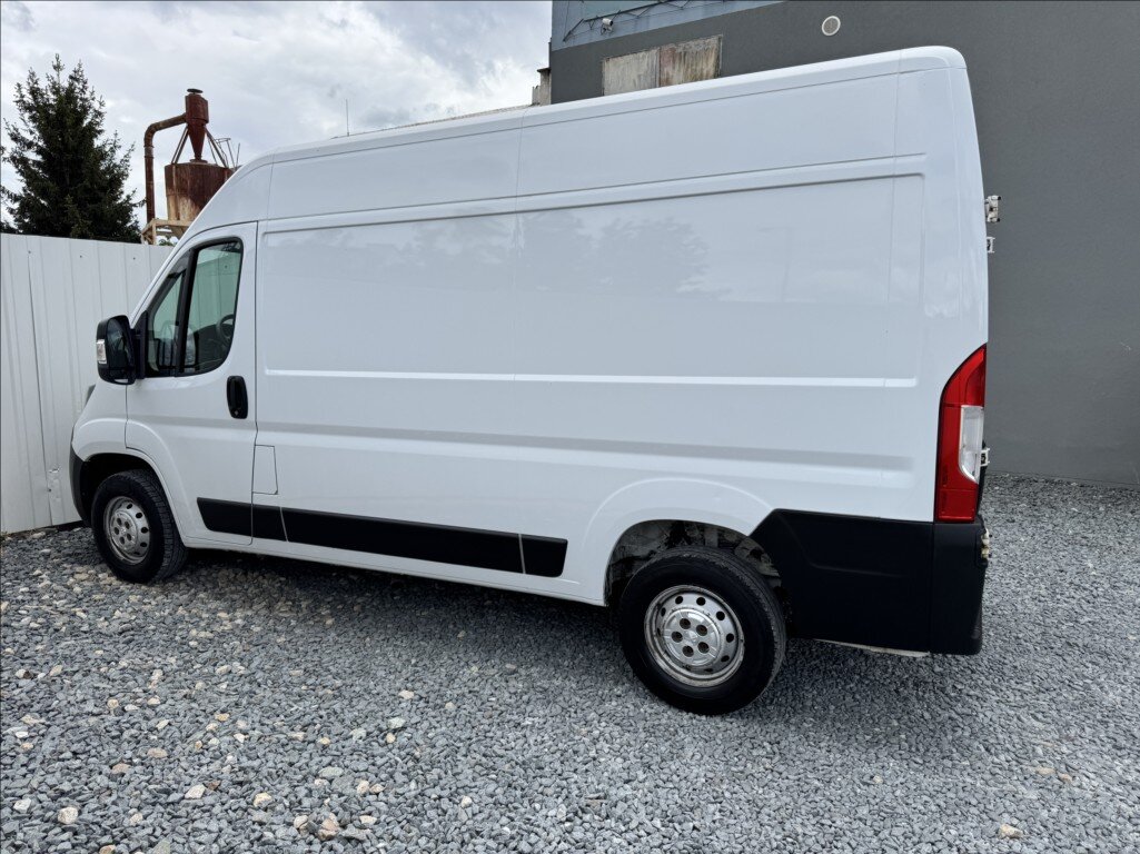Peugeot Boxer Skříň 2,2 l 103 kw