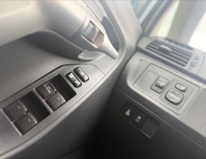 Toyota Verso Kombi 2,0 l 93 kw