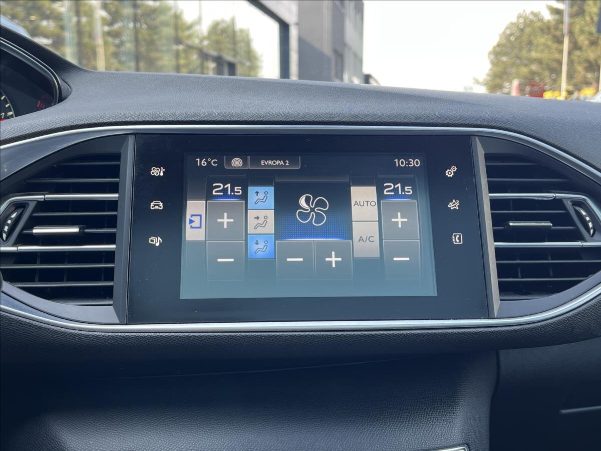 Peugeot 308 Kombi 1,6 l 88 kw