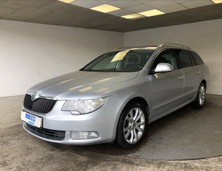 Škoda Superb 1