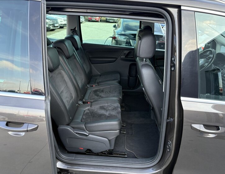 Volkswagen Sharan Kombi 2,0 l 110 kw