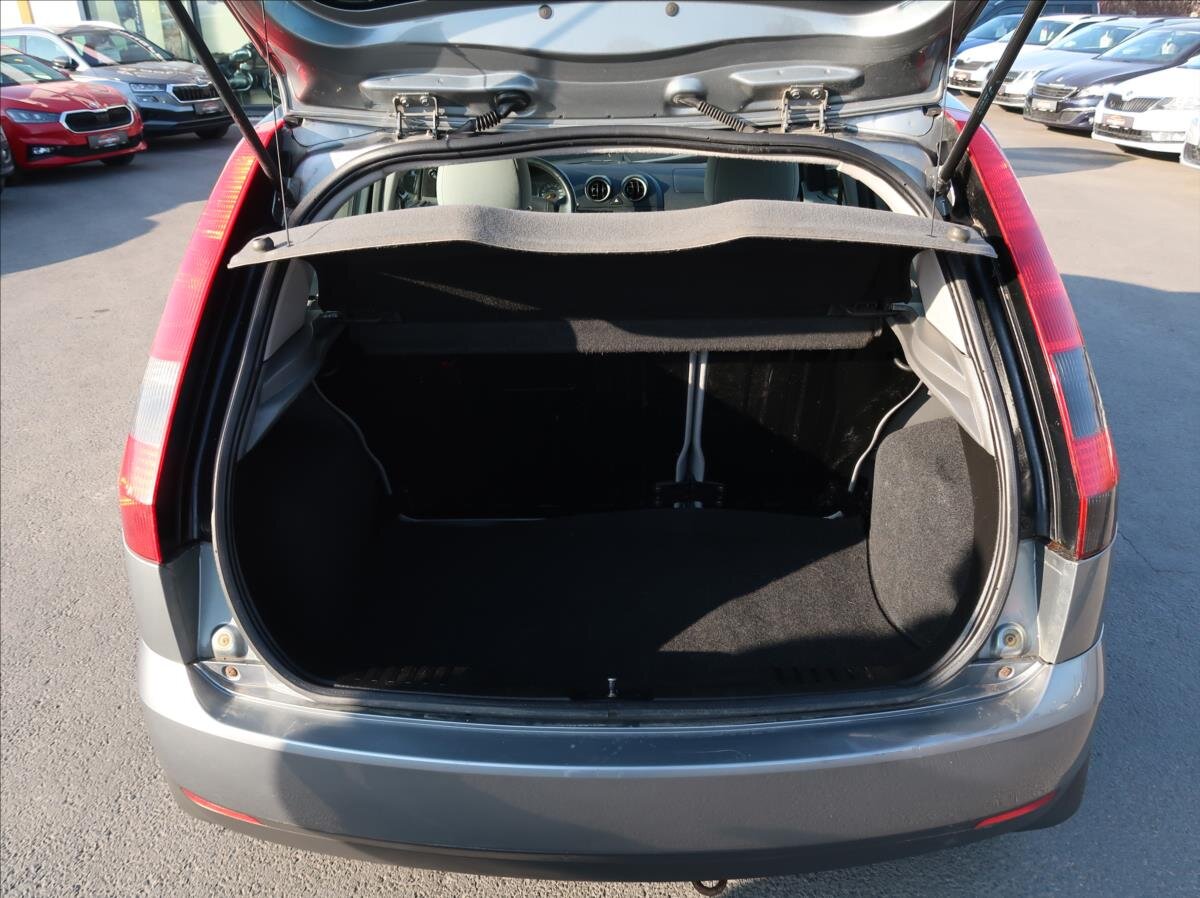 Ford Fiesta Hatchback 1,3 l 51 kw