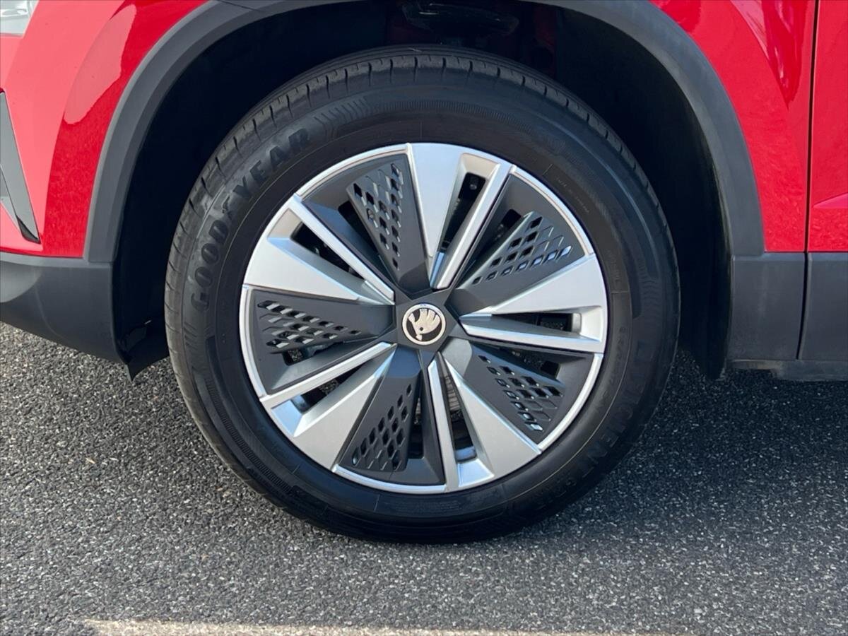 Škoda Karoq SUV / Terénní 1,5 l 110 kw