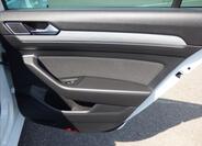 Volkswagen Passat 52