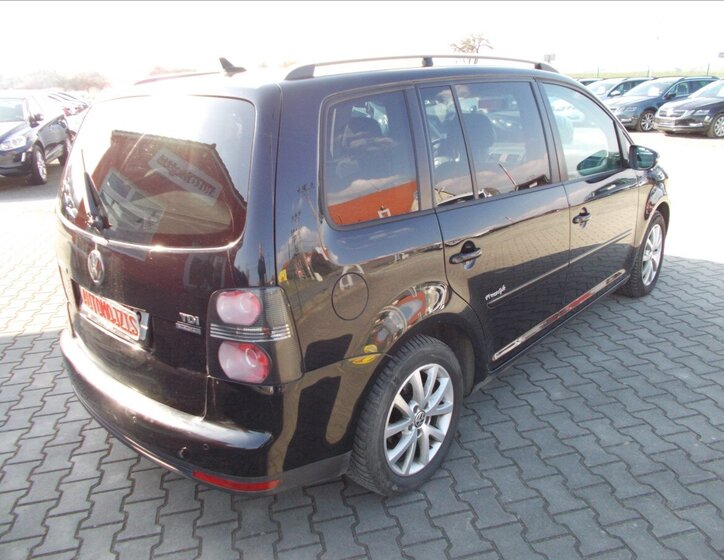 Volkswagen Touran MPV 1,9 l 77 kw