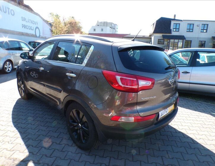 KIA Sportage Kombi 2,0 l 120 kw
