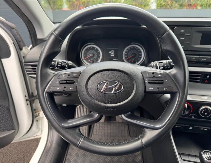 Hyundai i20 Hatchback 1,2 l 61 kw