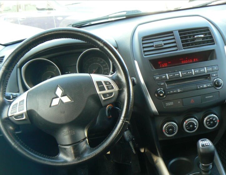 Mitsubishi ASX SUV 1,8 l 110 kw