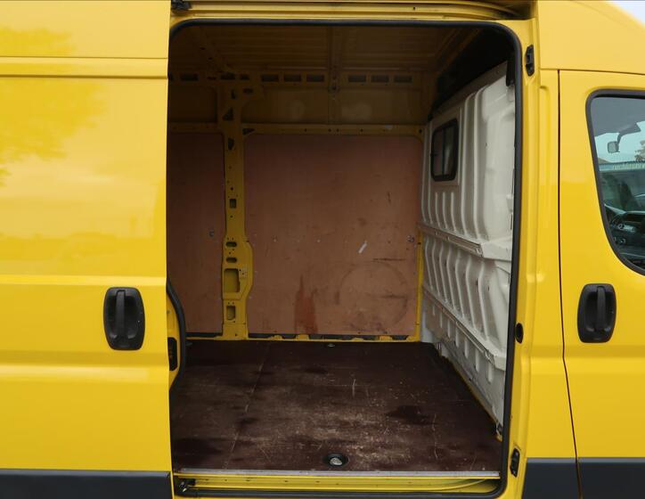 Peugeot Boxer 16