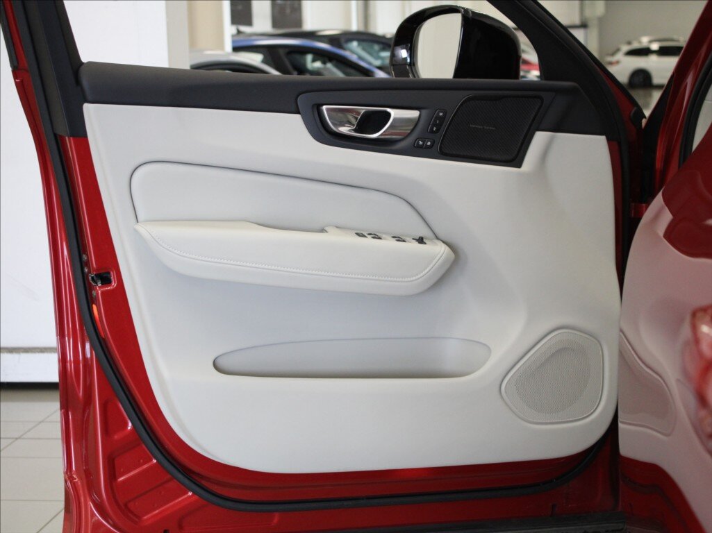 Volvo XC60 SUV 2,0 l 145 kw