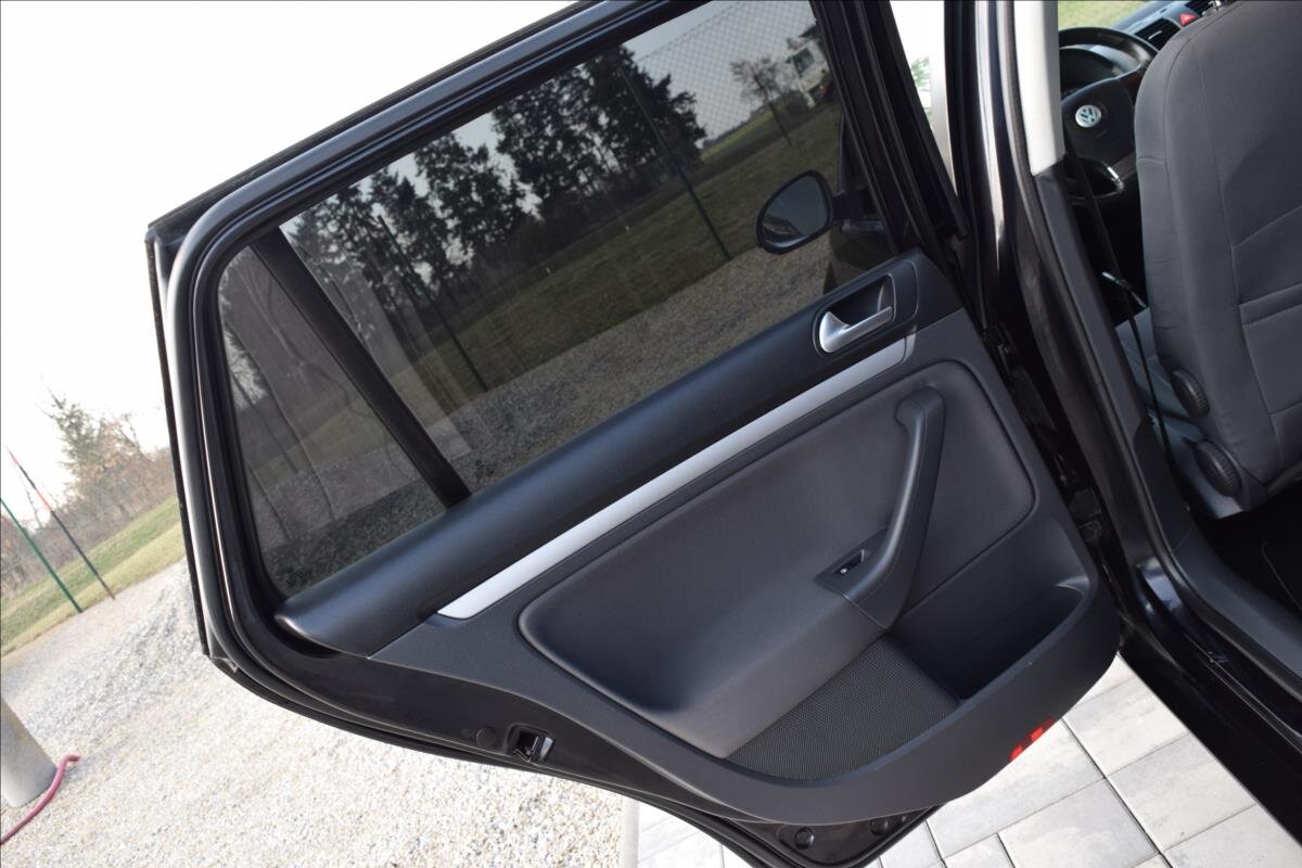 Volkswagen Golf Kombi 1,6 l 75 kw