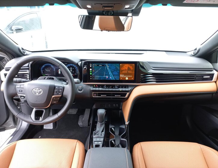 Toyota Camry Sedan 2,5 l 137 kw