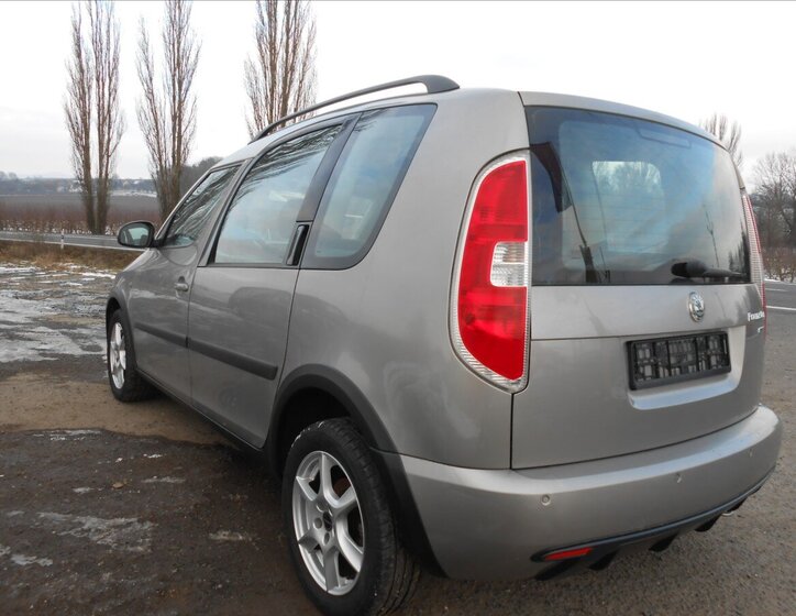 Škoda Roomster Kombi 1,4 l 63 kw