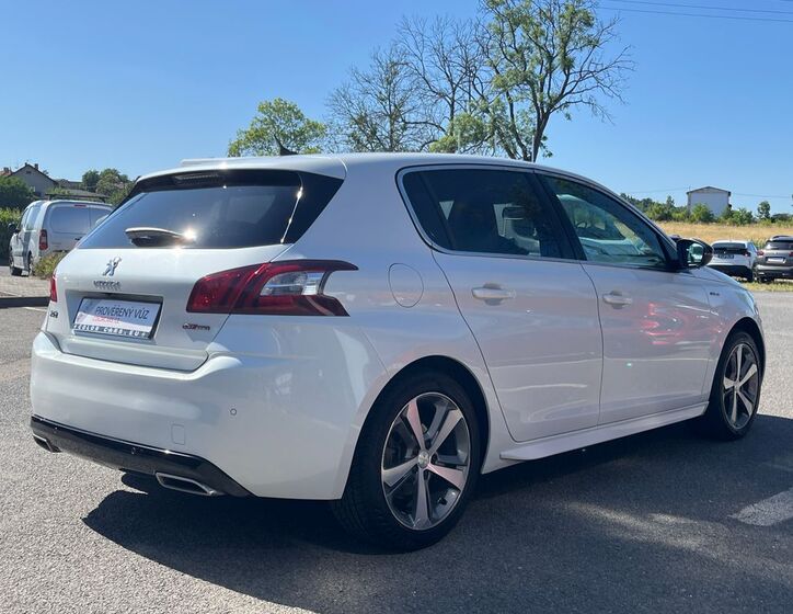 Peugeot 308 5
