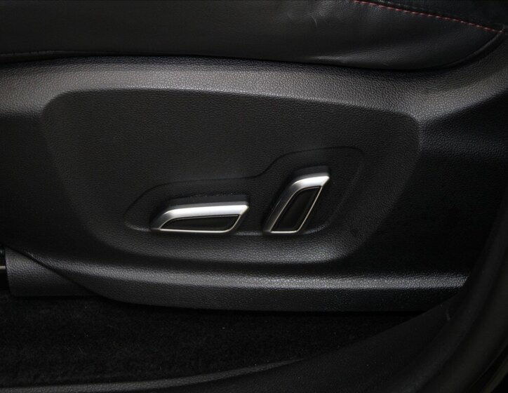 MG EHS SUV 1,5 l 190 kw