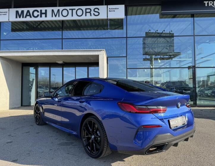 BMW Řada 8 10
