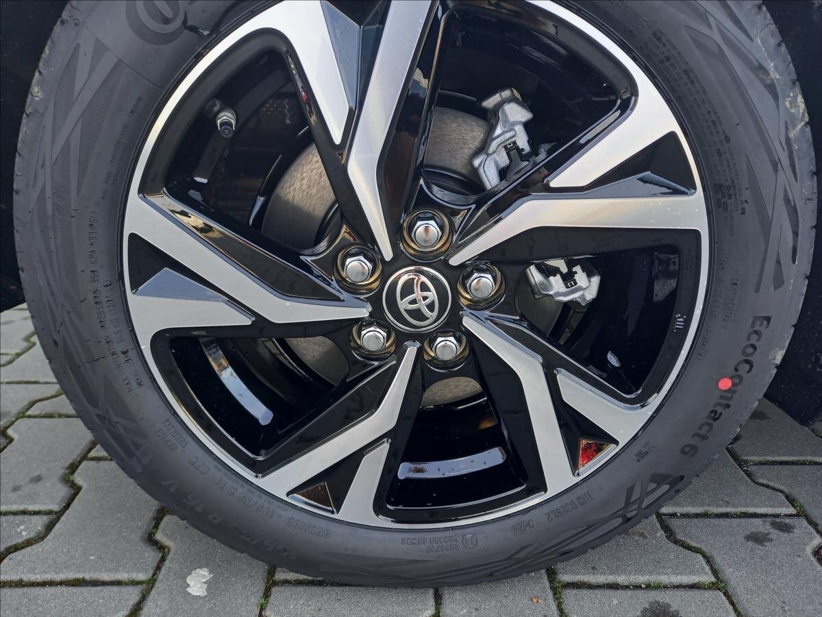 Toyota Yaris Hatchback 1,5 l 85 kw