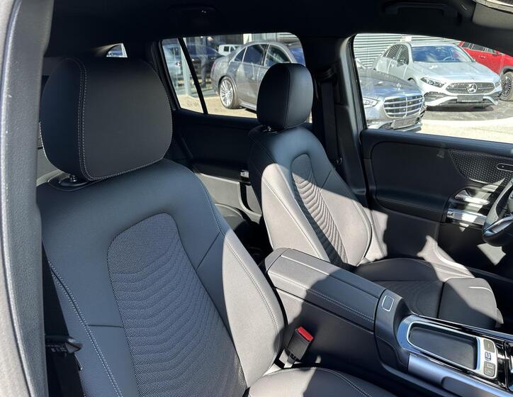 Mercedes-Benz EQB 15